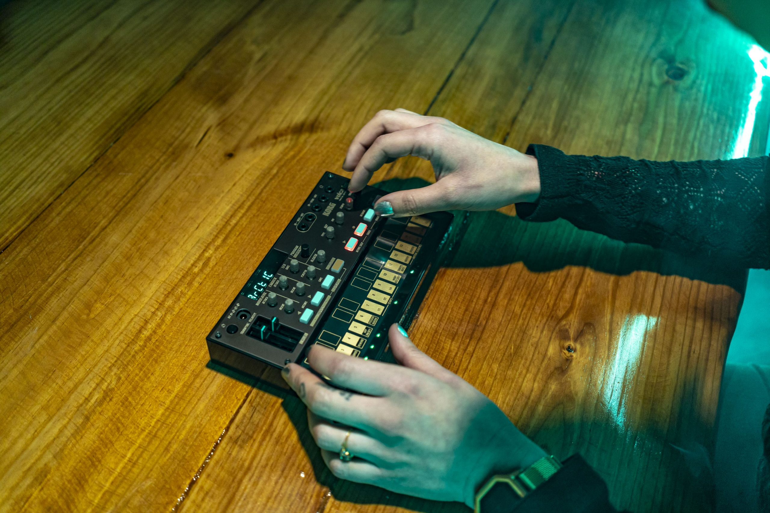 korg volca fm2